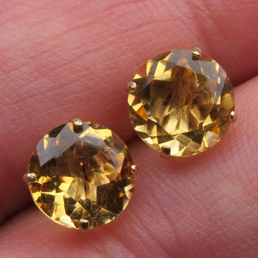 14k Gold 8mm Citrin Stud earring 3 carat tot